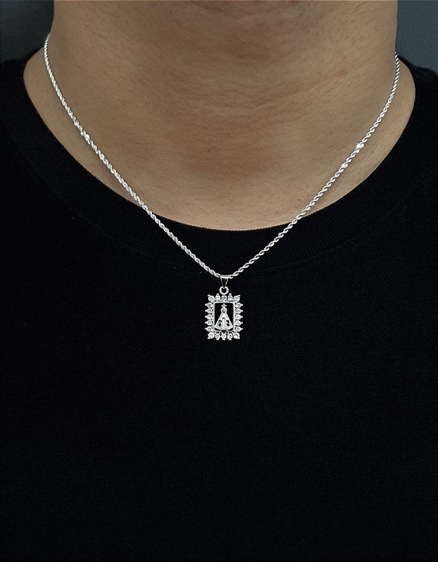 Corrente Cordão Baiano 1,6mm + Pingente Nossa Senhora Cravejado Quadrado Banhado A Ouro Branco COR001-PIN