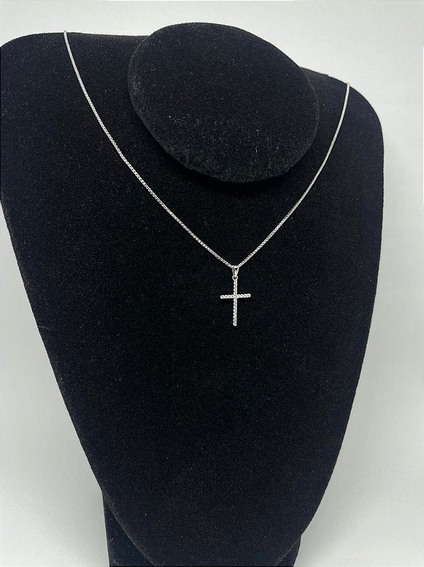 Corrente Veneziana 1mm + Pingente Cruz Palito Chapada Cravejada Banhado A Ouro Branco COR002-PIN009