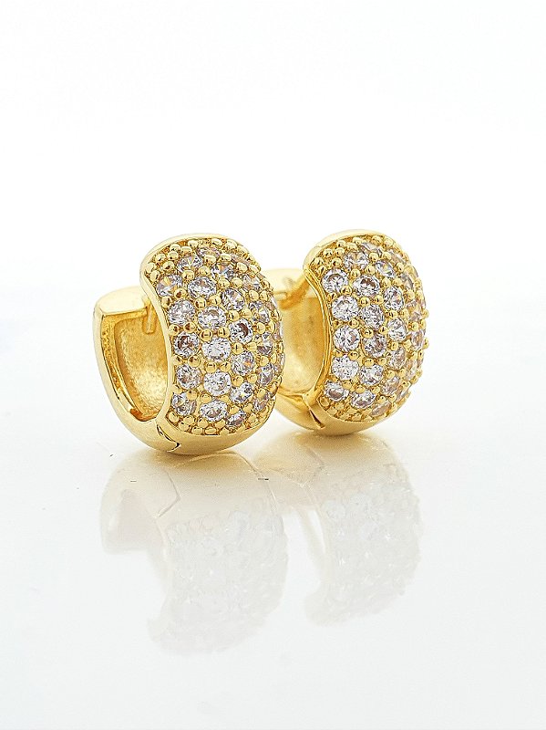 Brinco Masculino Par Argola Cravejada Com 29 Pedras (13X6,8mm) Banhada A Ouro 18k BRI015