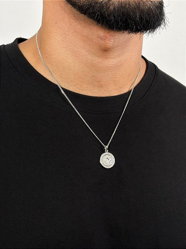 Corrente Grumet 1,4mm + Pingente São Bento Cravejado + Brinco Masculino Par Argola Cravejada Com 12 Pedras