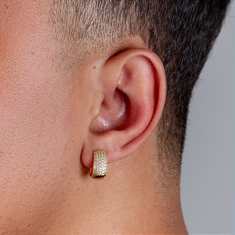 Brinco Masculino Par Argola Cravejada Com 29 Pedras G Banhada A Ouro 18K BRI053