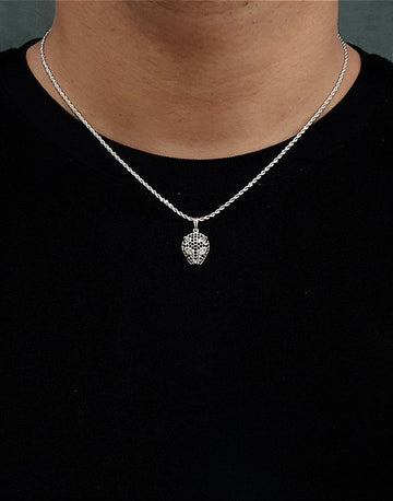 Corrente Cordão Baiano 1,6mm + Pingente Tigre Com Pedra Preta Banhado A Ouro Branco COR001-PIN018