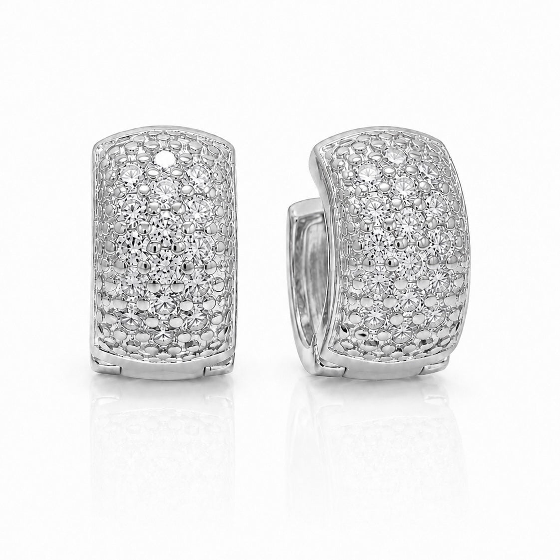Brinco Masculino Par Argola Cravejada Com 16 Pedras Banhada A Ouro Branco BRI004