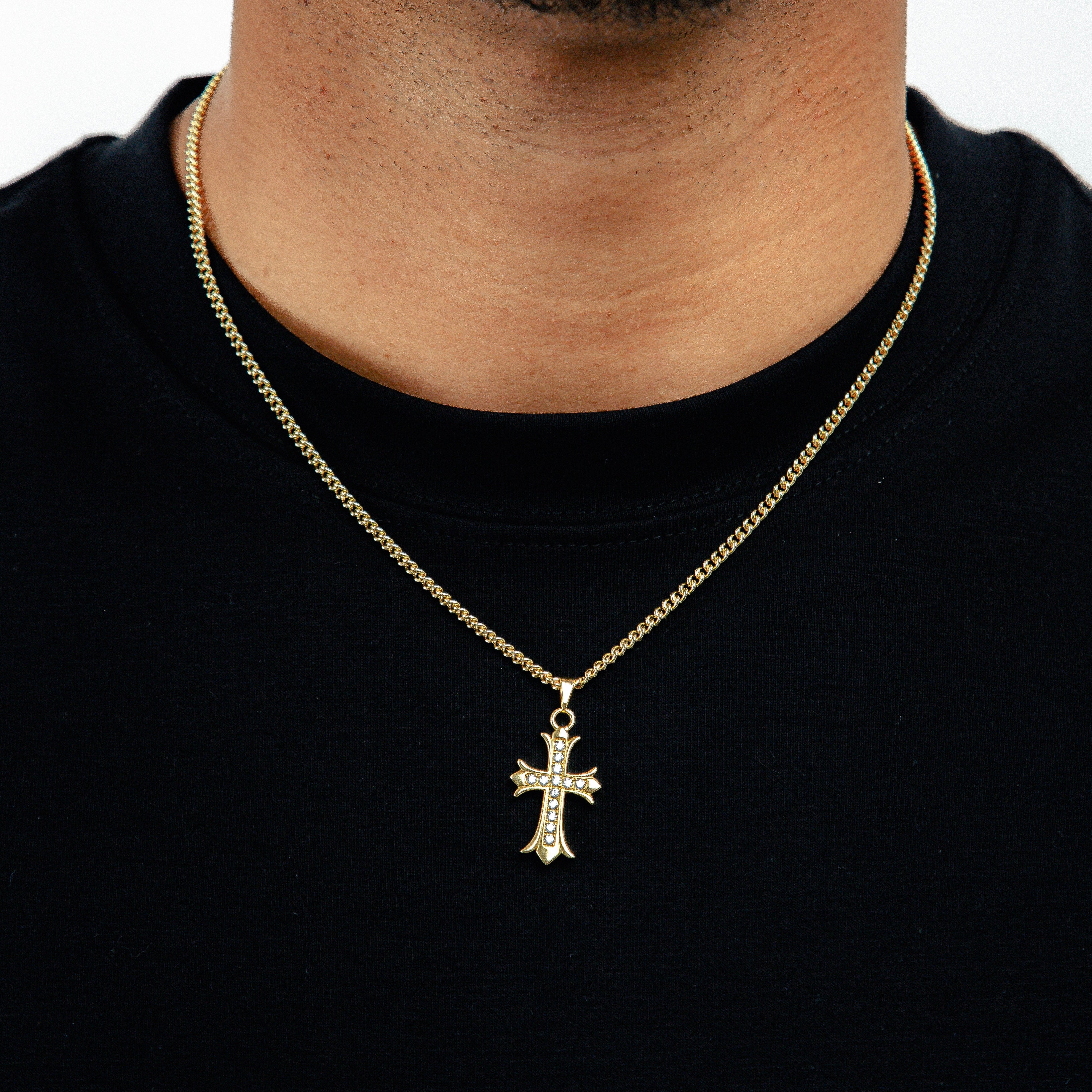 Corrente Grumet 50cm 3mm + Pingente Cruz Cravejada Detalhada (17,5X30mm) Banhado A Ouro 18k COR102-PIN156