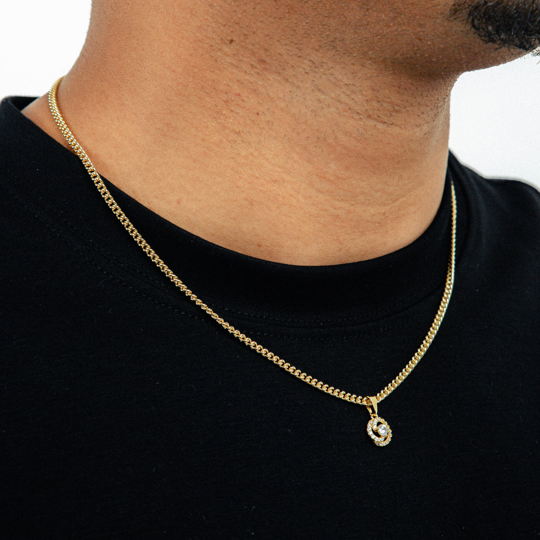 Corrente Grumet 50cm 3mm + Pingente Coroa 2 Cravejado (10mm) Banhado a Ouro 18k COR102-PIN172