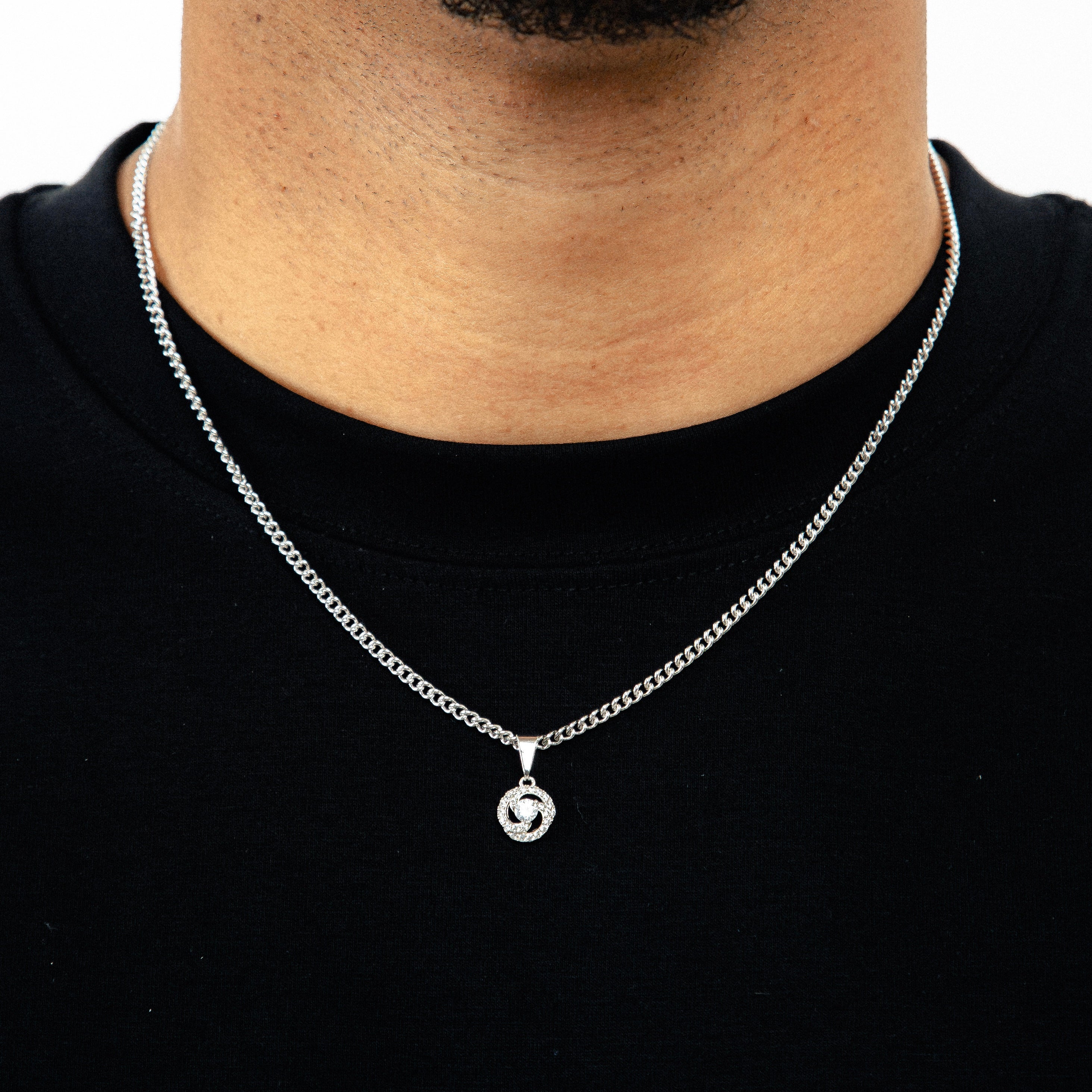 Corrente Grumet 50cm 3mm + Pingente Coroa 2 Cravejado (10mm) Banhado a Ouro Branco COR103-PIN173