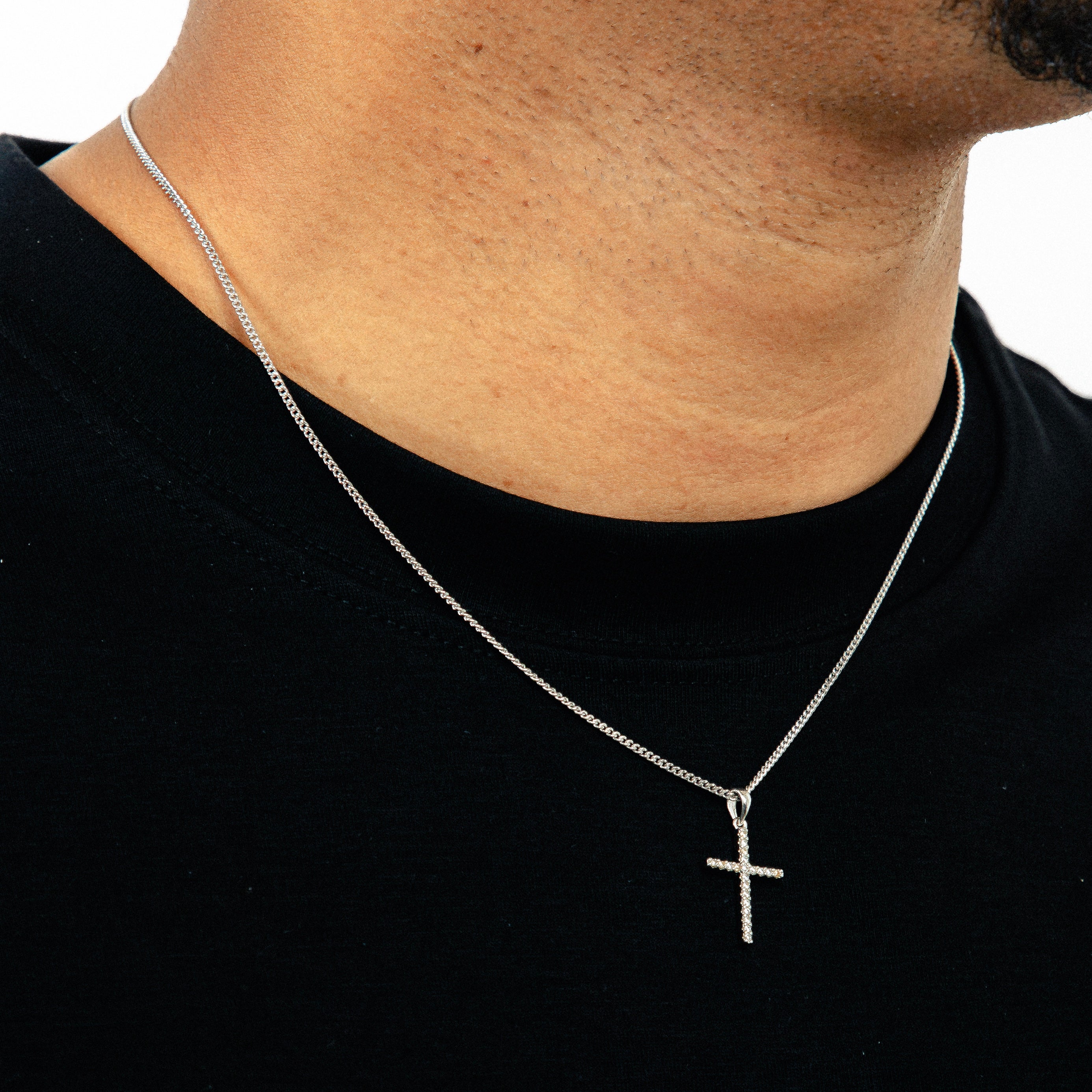 Corrente Grumet 50cm 1,4mm + Pingente Cruz Palito Chapada Cravejada Banhado A Ouro Branco COR005-PIN009