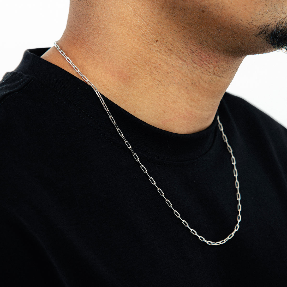 Corrente 60cm Cadeado Alongado 3,5mm Banhada a Ouro Branco COR092