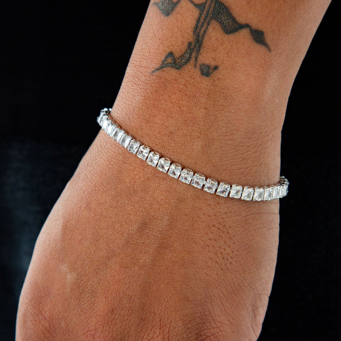 Pulseira Riviera Quadrada 5mm Fecho Gaveta Banhada A Ouro Branco PUL037