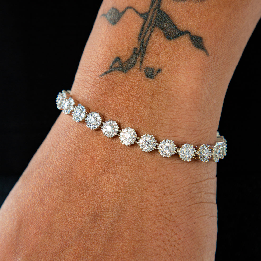 Pulseira Riviera Circular Cravejada 7mm Banhada a Ouro Branco PUL069