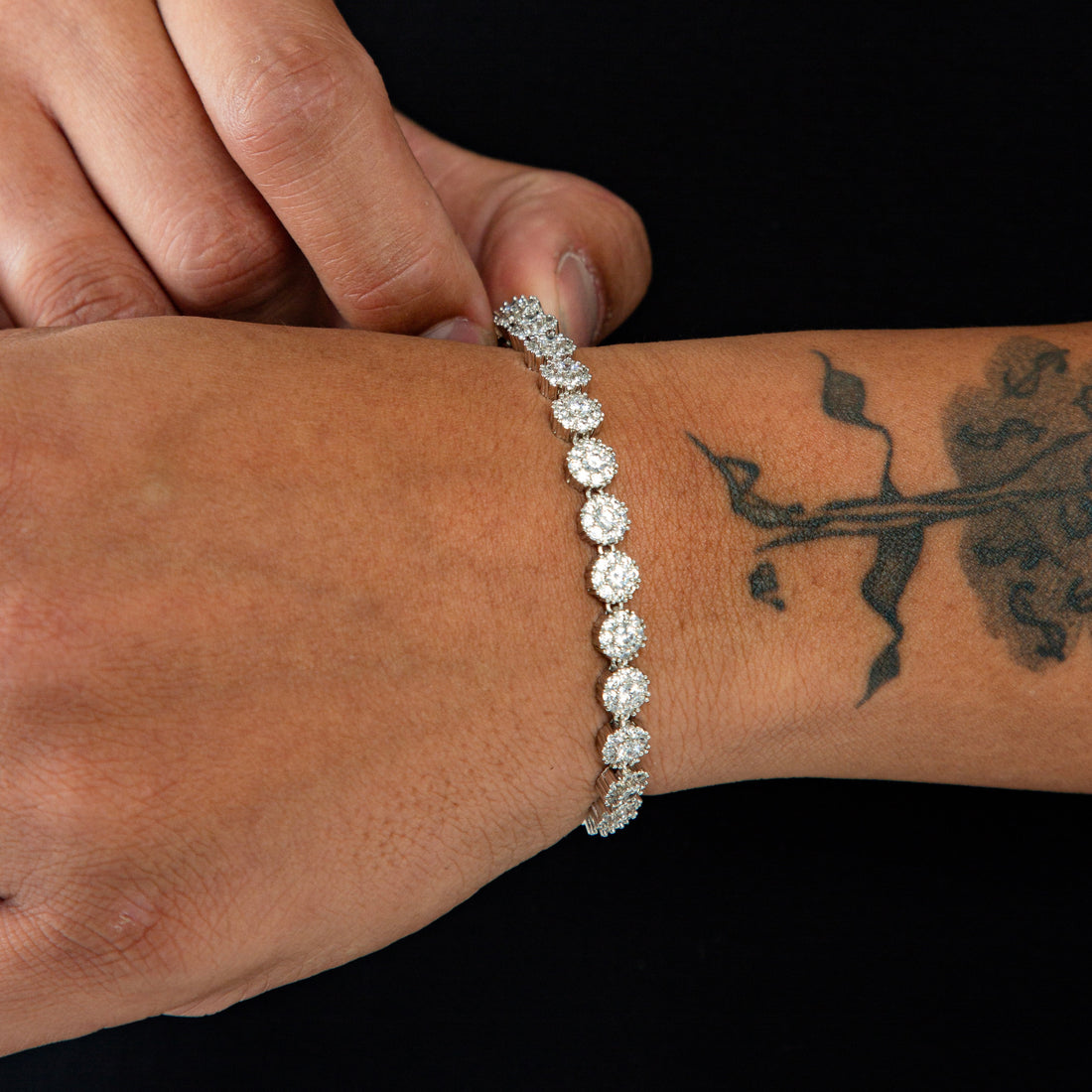 Pulseira Riviera Circular Cravejada 7mm Banhada a Ouro Branco PUL069