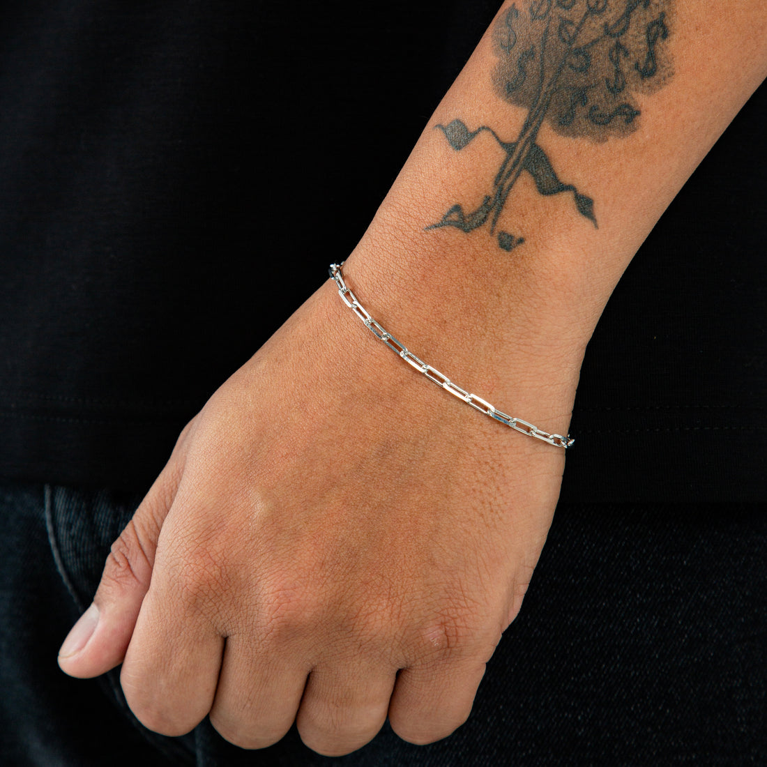 Pulseira Cadeado Alongado 3,5mm Banhada a Ouro Branco  PUL076