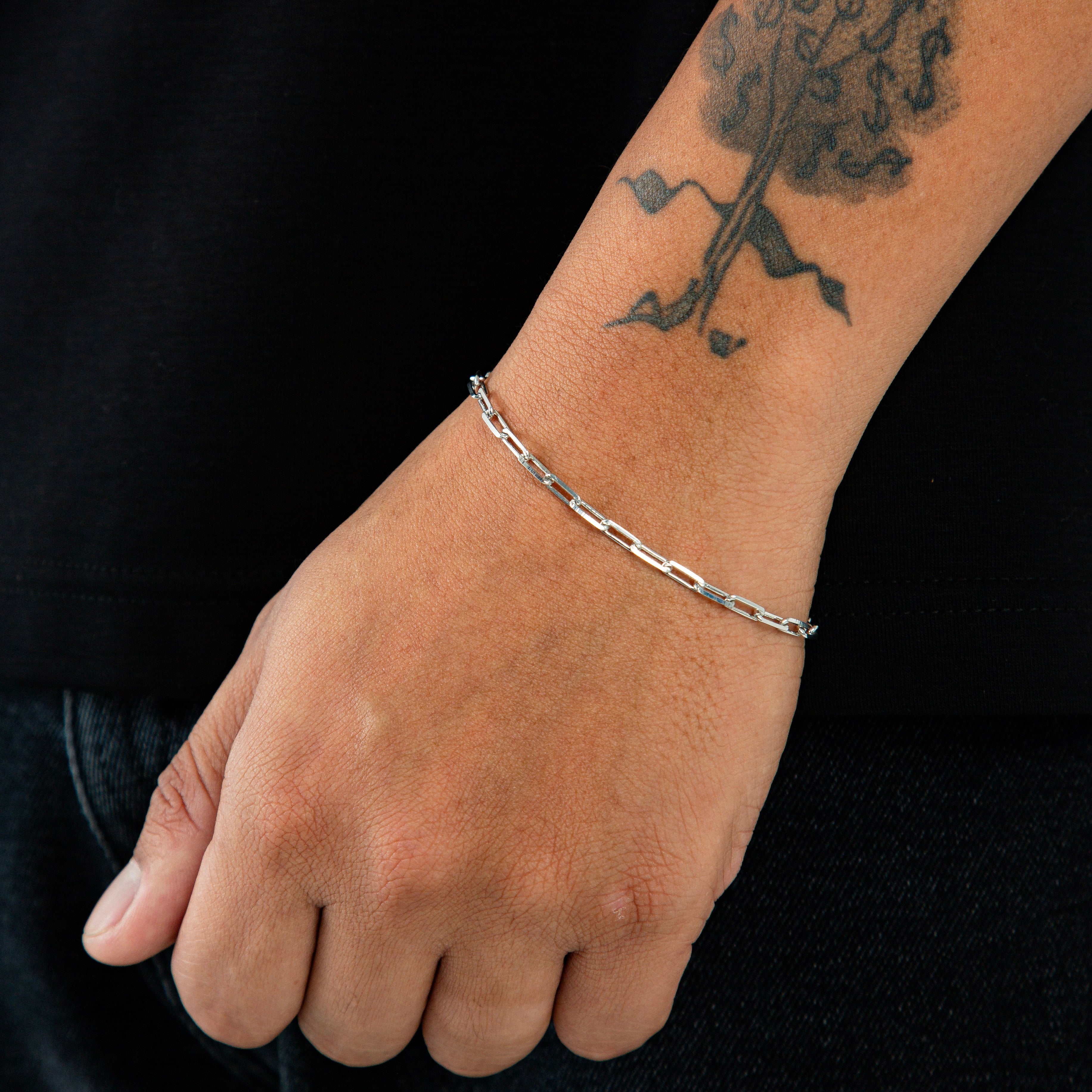 Pulseira Cadeado Alongado 3,5mm Banhada a Ouro Branco  PUL076