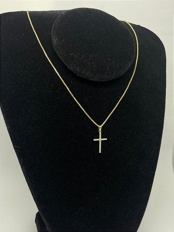 Corrente Veneziana 1mm + Pingente Cruz Palito Chapada Cravejada Banhado A Ouro 18K COR009-PIN027