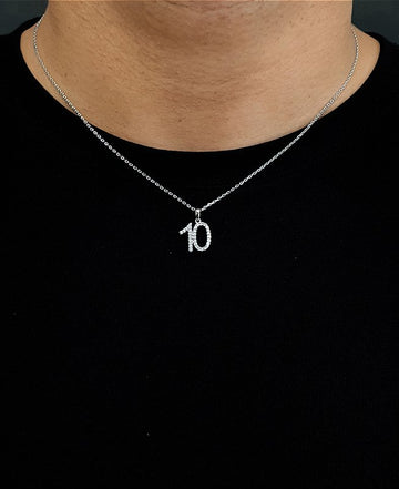 Corrente Elo Cadeado 1,2mm + Pingente Número 10 Cravejado Banhado A Ouro Branco COR013-PIN082